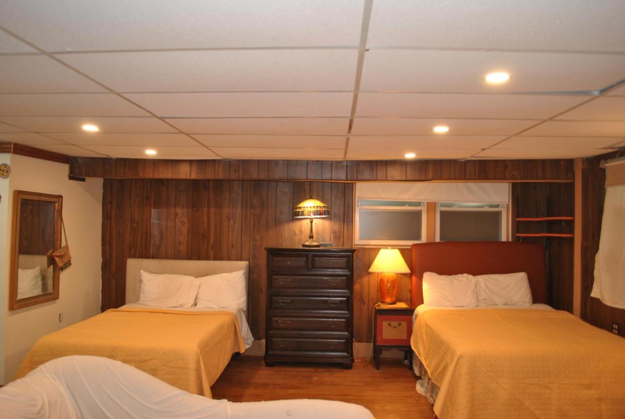 Ewr Airport Multilevel Guest House Room With 2-3 Beds Ньюарк Екстер'єр фото