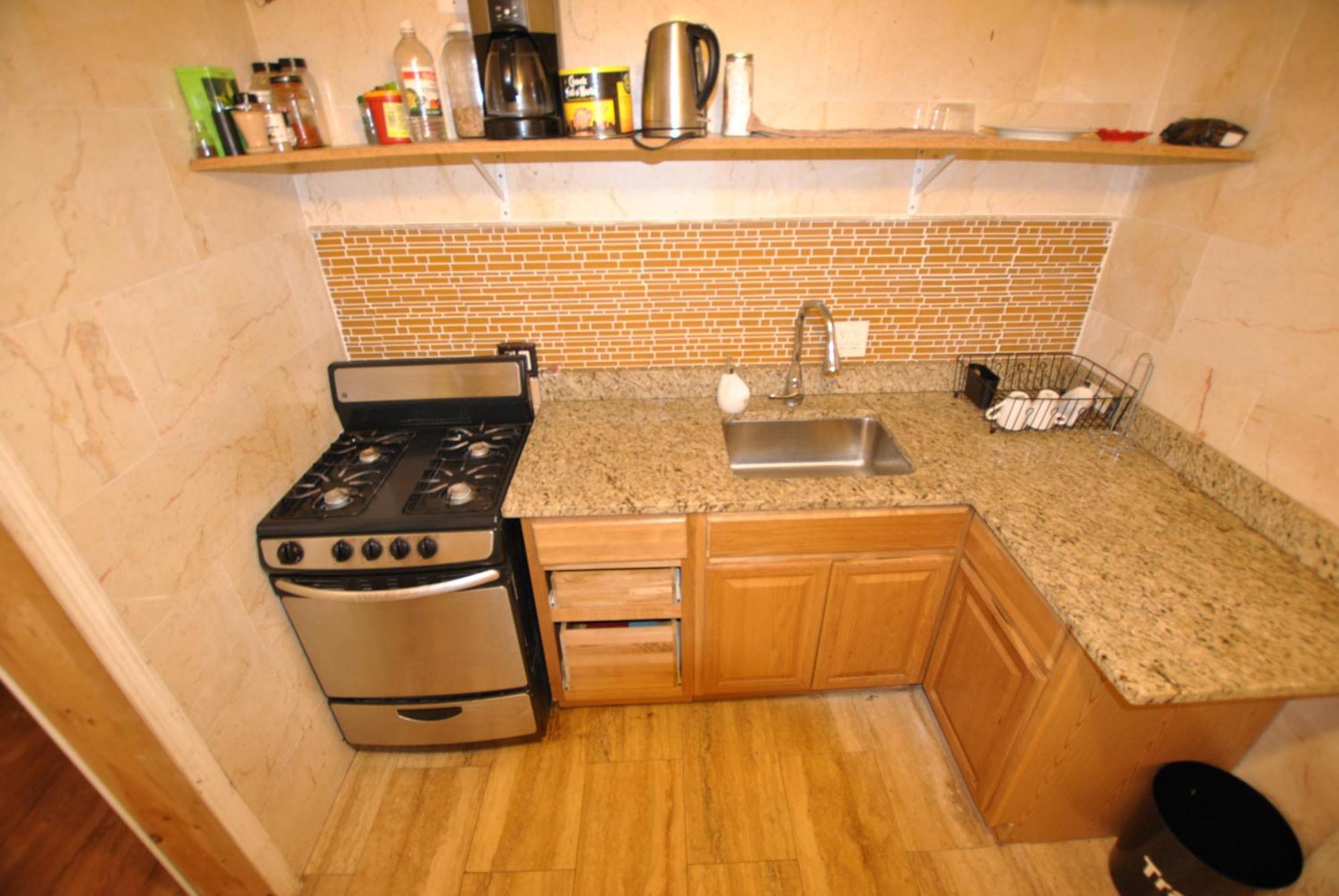 Ewr Airport Multilevel Guest House Room With 2-3 Beds Ньюарк Екстер'єр фото